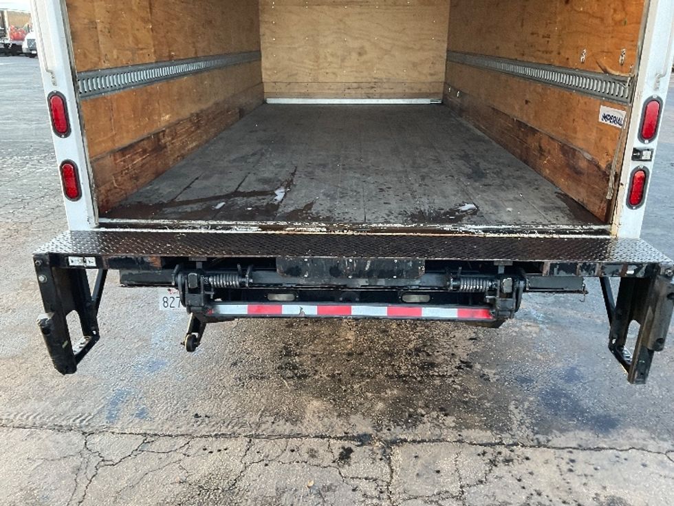 Light Duty Box Truck-Light and Medium Duty Trucks-Hino-2017-155-Torrance-CA-128,630\n\t\tmiles-$ 32,000 - Image 10