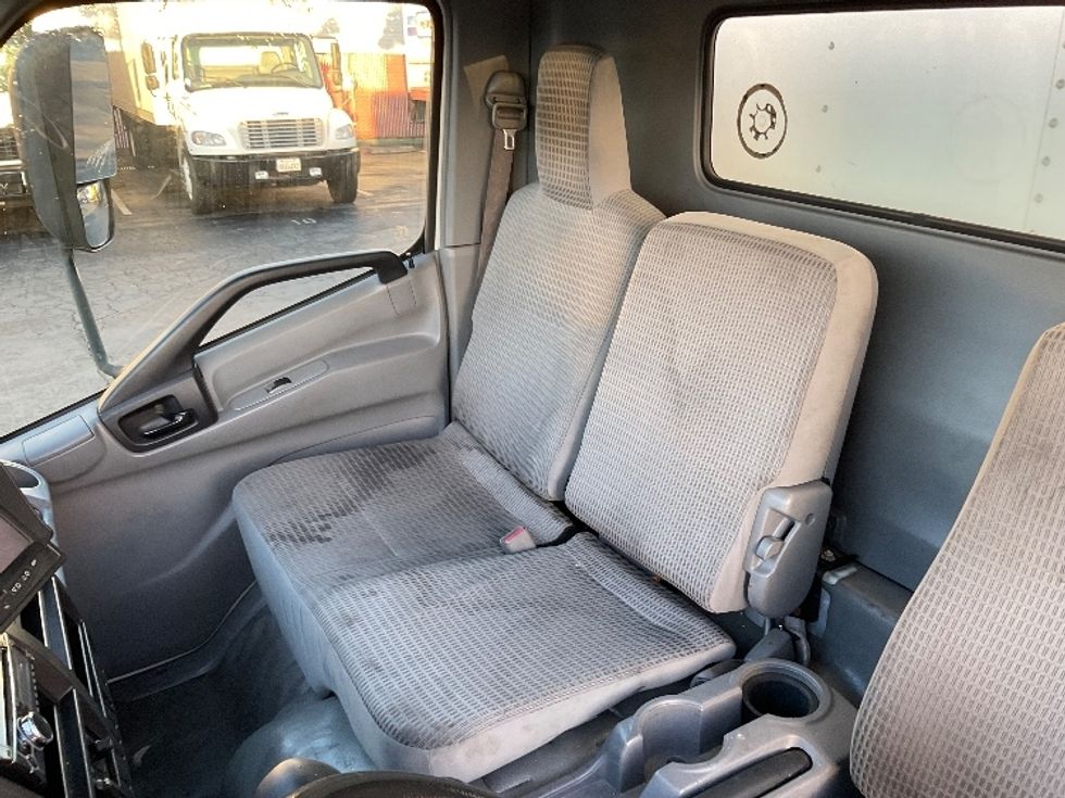 Light Duty Box Truck-Light and Medium Duty Trucks-Hino-2017-155-Torrance-CA-128,630\n\t\tmiles-$ 32,000 - Image 19