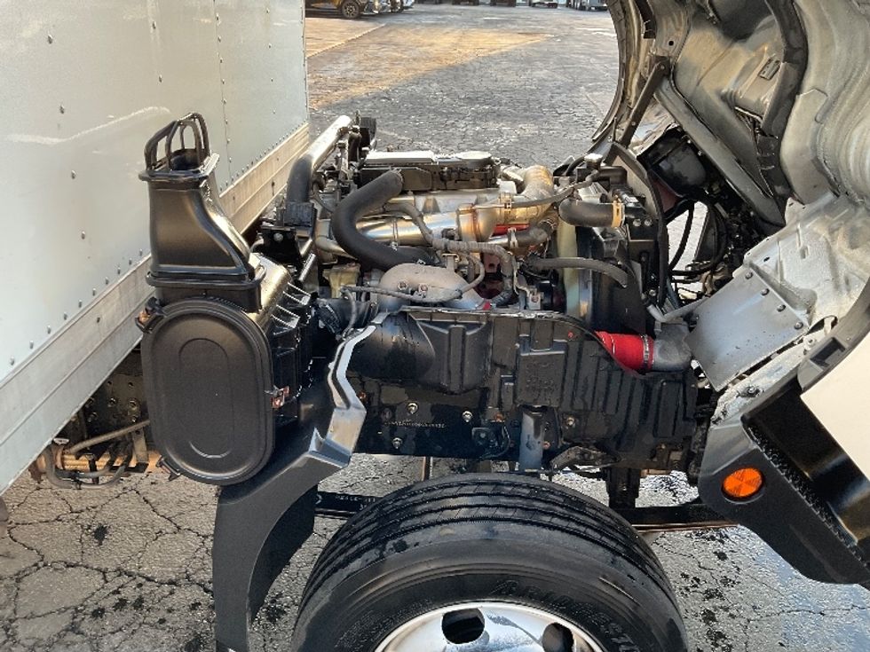 Light Duty Box Truck-Light and Medium Duty Trucks-Hino-2017-155-Torrance-CA-128,630\n\t\tmiles-$ 32,000 - Image 23