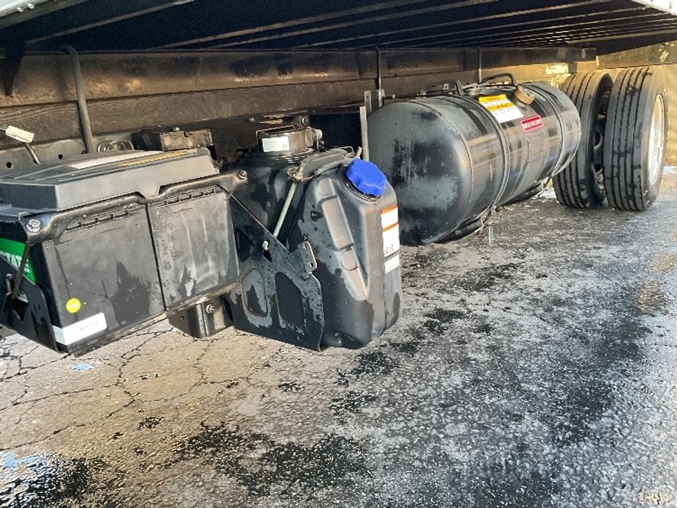 Light Duty Box Truck-Light and Medium Duty Trucks-Hino-2017-155-Torrance-CA-128,630\n\t\tmiles-$ 32,000 - Image 5