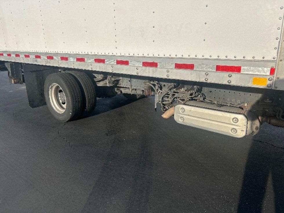 Light Duty Box Truck-Light and Medium Duty Trucks-Hino-2017-155-Torrance-CA-129,257\n\t\tmiles-$ 32,000 - Image 13