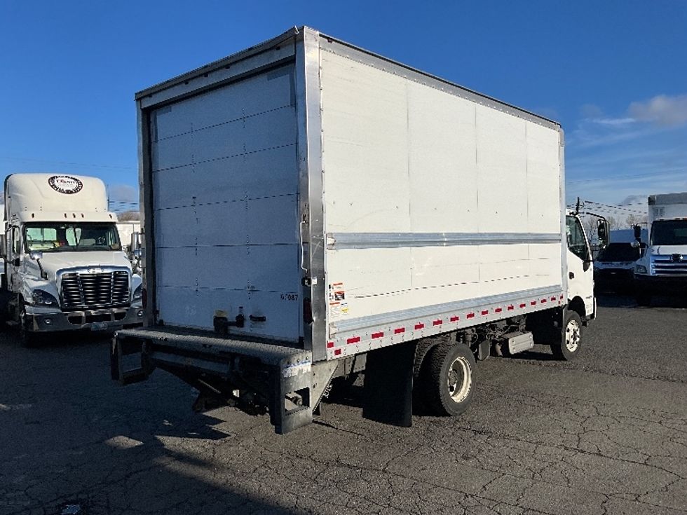 Light Duty Box Truck-Light and Medium Duty Trucks-Hino-2018-155-Kent-WA-78,905\n\t\tmiles-$ 42,000 - Image 13