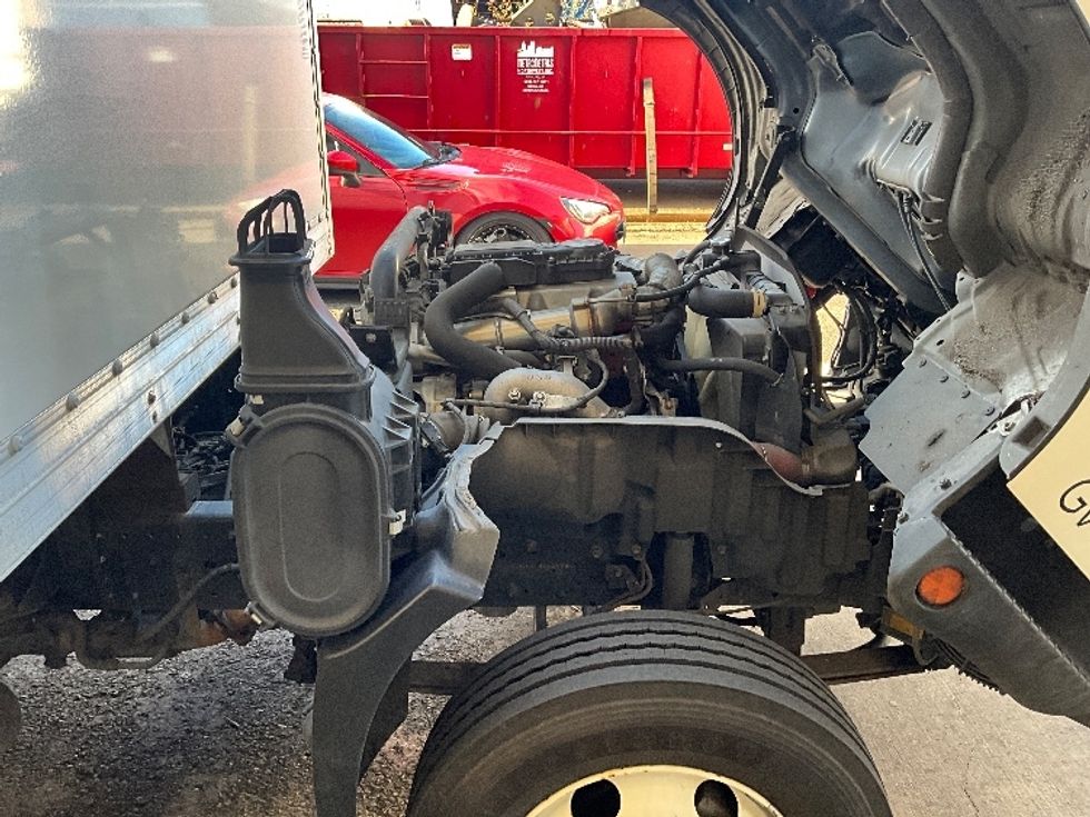 Light Duty Box Truck-Light and Medium Duty Trucks-Hino-2018-155-Kent-WA-78,905\n\t\tmiles-$ 42,000 - Image 23