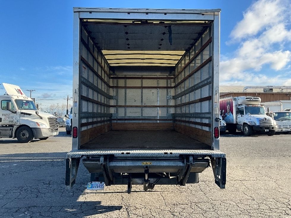 Light Duty Box Truck-Light and Medium Duty Trucks-Hino-2018-155-Kent-WA-78,905\n\t\tmiles-$ 42,000 - Image 8