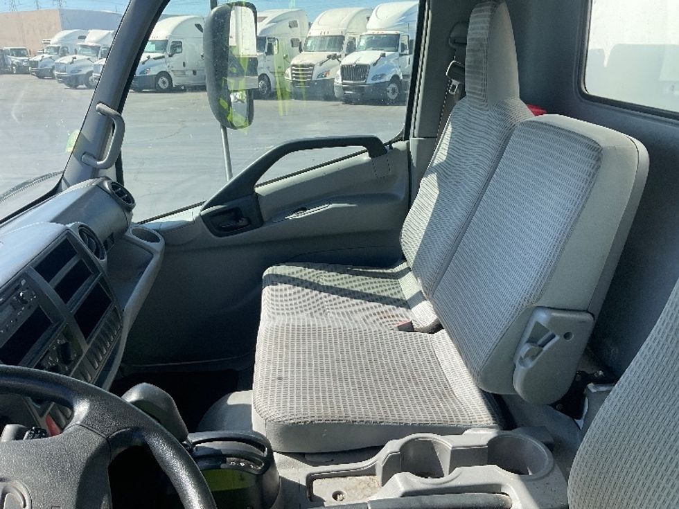 Light Duty Box Truck-Light and Medium Duty Trucks-Hino-2018-155-Torrance-CA-72,103\n\t\tmiles-$ 36,750 - Image 19