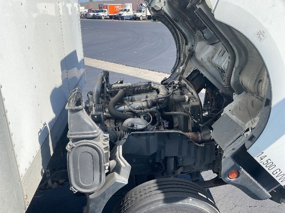 Light Duty Box Truck-Light and Medium Duty Trucks-Hino-2018-155-Torrance-CA-72,103\n\t\tmiles-$ 36,750 - Image 23