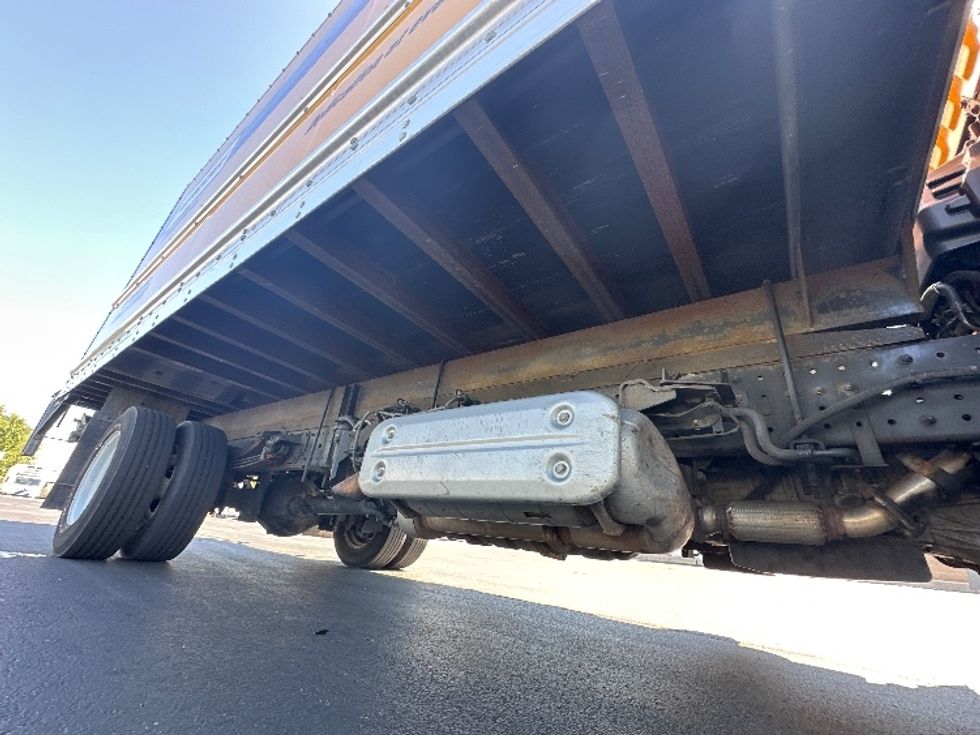 Light Duty Box Truck-Light and Medium Duty Trucks-Hino-2019-155-Baltimore-MD-172,297\n\t\tmiles-$ 24,250 - Image 14