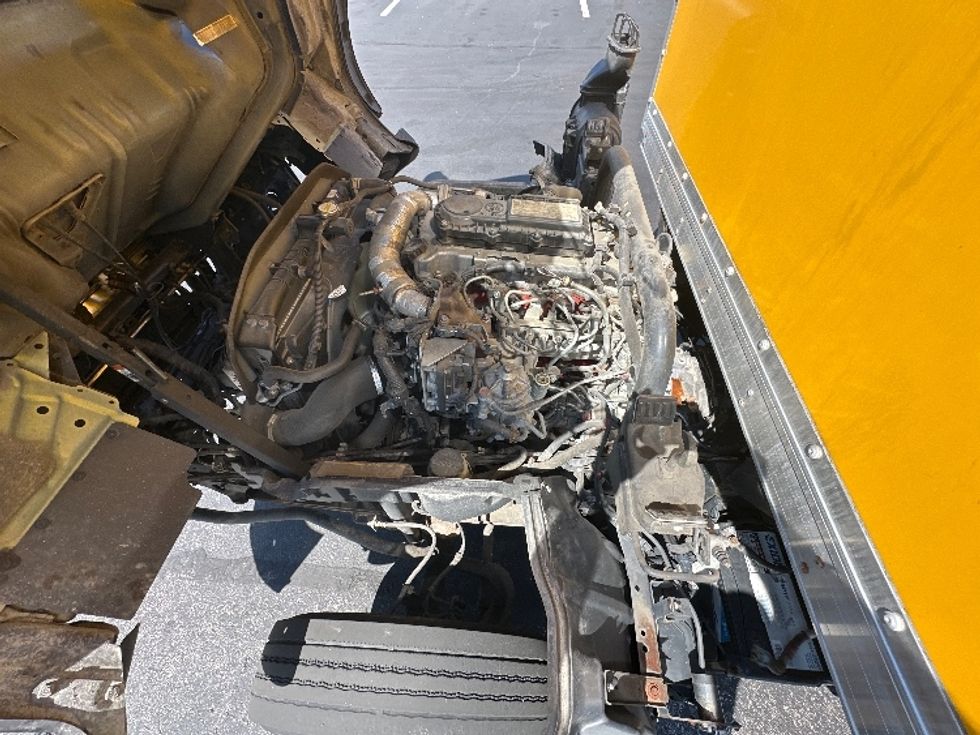 Light Duty Box Truck-Light and Medium Duty Trucks-Hino-2019-155-Baltimore-MD-172,297\n\t\tmiles-$ 24,250 - Image 23