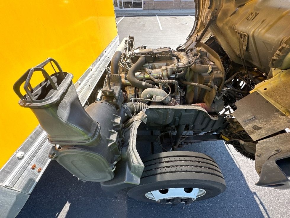 Light Duty Box Truck-Light and Medium Duty Trucks-Hino-2019-155-Baltimore-MD-172,297\n\t\tmiles-$ 24,250 - Image 24