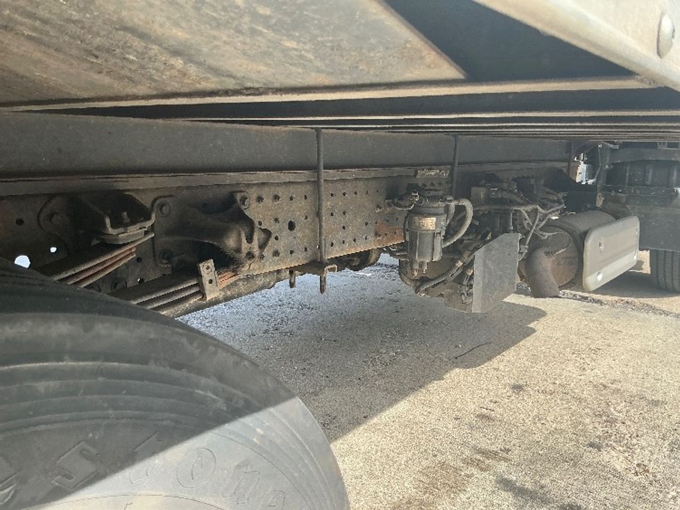 Light Duty Box Truck-Light and Medium Duty Trucks-Hino-2019-155-Chicopee-MA-165,283\n\t\tmiles-$ 27,250 - Image 14