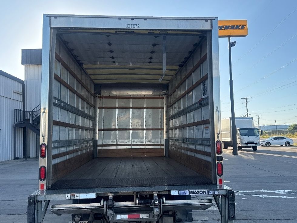 Light Duty Box Truck-Light and Medium Duty Trucks-Hino-2019-155-Dallas-TX-137,503\n\t\tmiles-$ 33,000 - Image 8