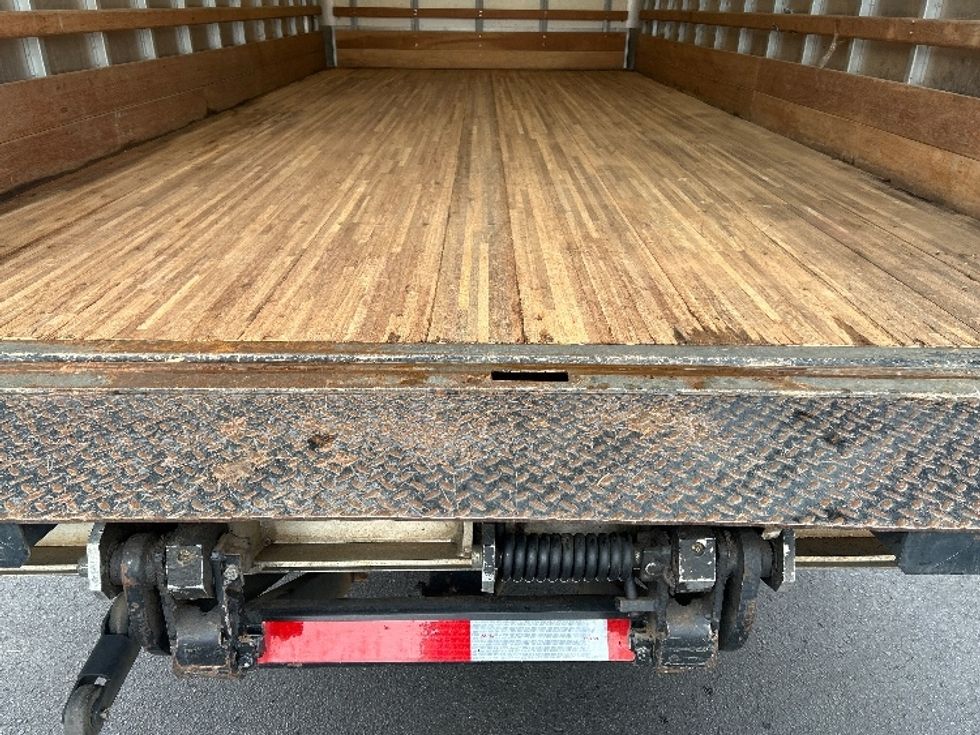 Light Duty Box Truck-Light and Medium Duty Trucks-Hino-2019-155-Gainesville-GA-151,712\n\t\tmiles-$ 32,750 - Image 10