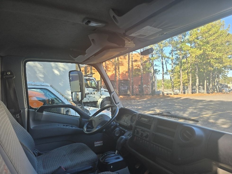 Light Duty Box Truck-Light and Medium Duty Trucks-Hino-2019-155-Gainesville-GA-151,712\n\t\tmiles-$ 32,750 - Image 22