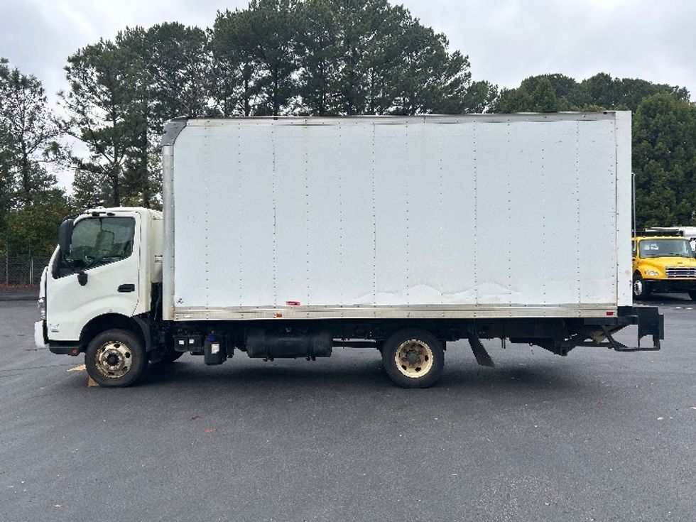 Light Duty Box Truck-Light and Medium Duty Trucks-Hino-2019-155-Gainesville-GA-151,712\n\t\tmiles-$ 32,750 - Image 4
