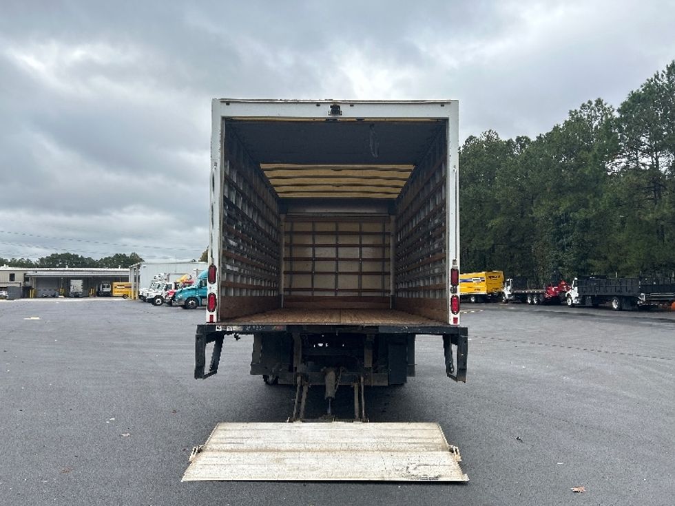 Light Duty Box Truck-Light and Medium Duty Trucks-Hino-2019-155-Gainesville-GA-151,712\n\t\tmiles-$ 32,750 - Image 9