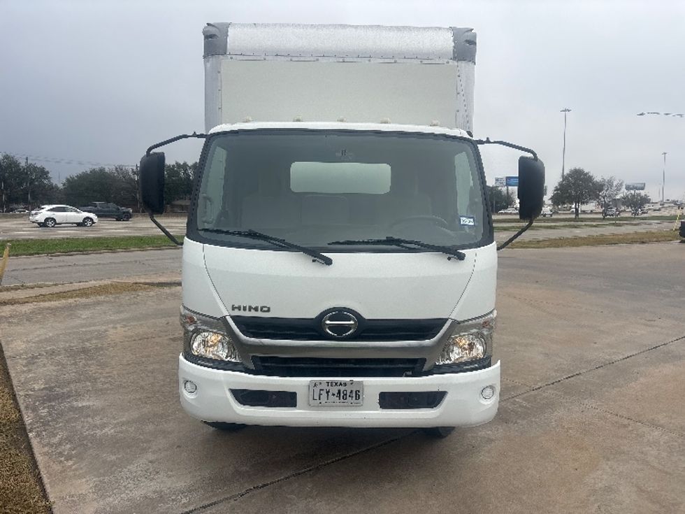Light Duty Box Truck-Light and Medium Duty Trucks-Hino-2019-155-Houston-TX-117,093\n\t\tmiles-$ 36,750 - Image 2