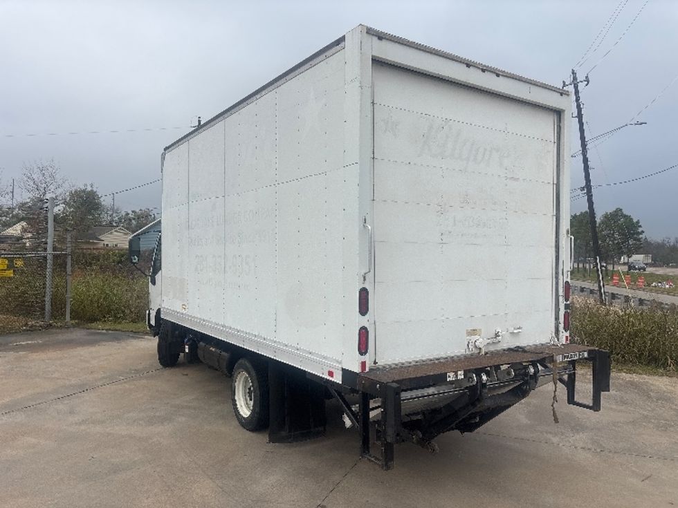 Light Duty Box Truck-Light and Medium Duty Trucks-Hino-2019-155-Houston-TX-117,093\n\t\tmiles-$ 36,750 - Image 6