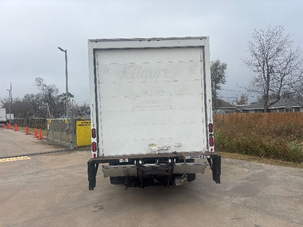 Light Duty Box Truck-Light and Medium Duty Trucks-Hino-2019-155-Houston-TX-117,093\n\t\tmiles-$ 36,750 - Image 7