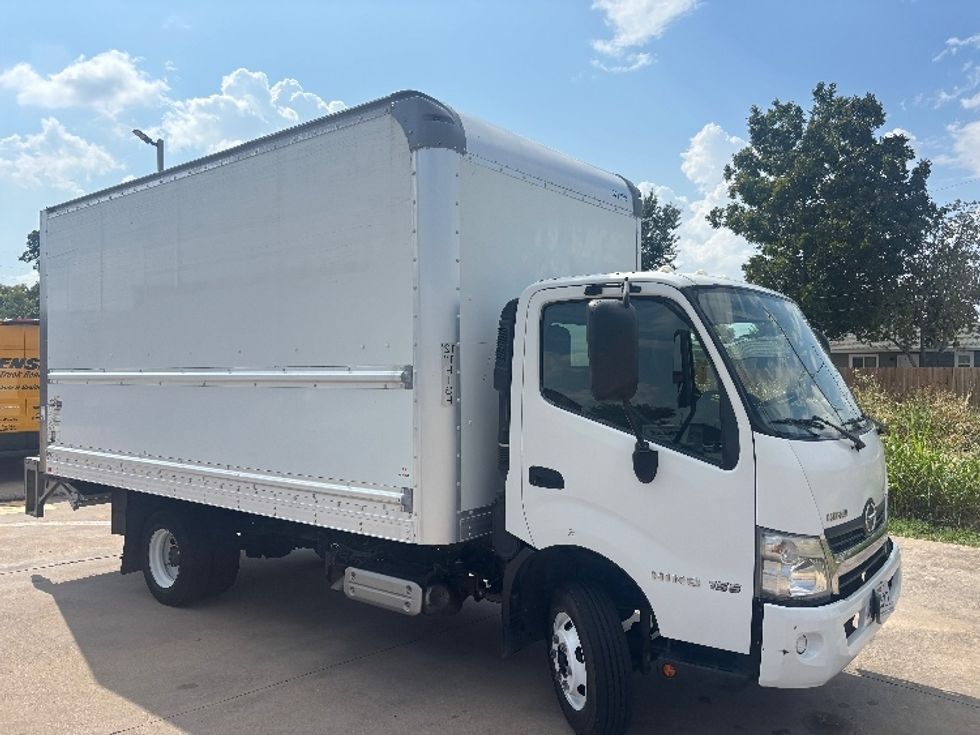 Light Duty Box Truck-Light and Medium Duty Trucks-Hino-2019-155-Houston-TX-123,593\n\t\tmiles-$ 37,000 - Image 1