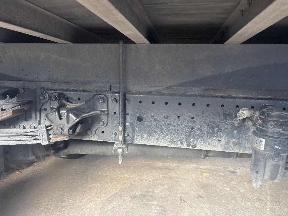 Light Duty Box Truck-Light and Medium Duty Trucks-Hino-2019-155-Houston-TX-123,593\n\t\tmiles-$ 37,000 - Image 15