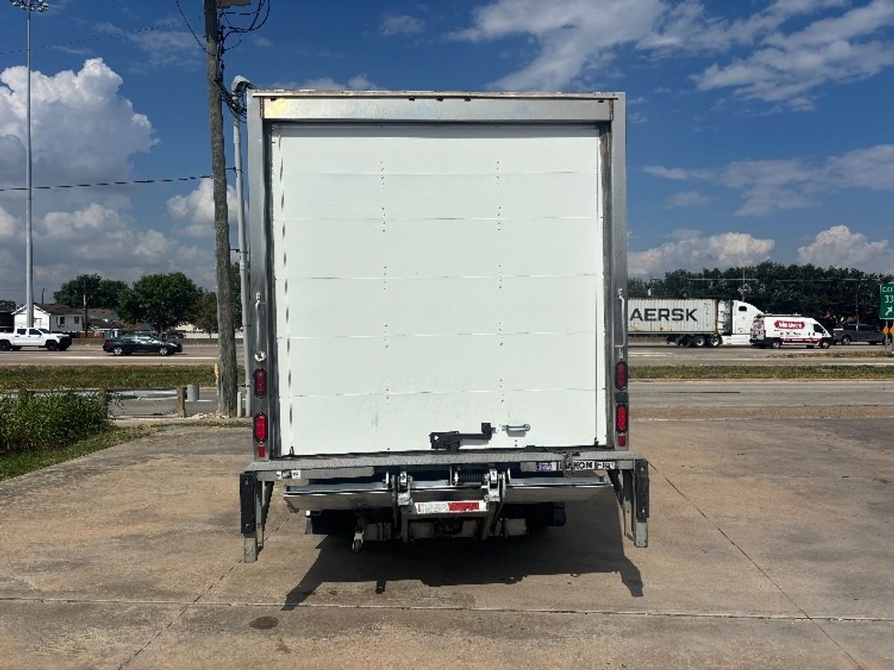 Light Duty Box Truck-Light and Medium Duty Trucks-Hino-2019-155-Houston-TX-123,593\n\t\tmiles-$ 37,000 - Image 7