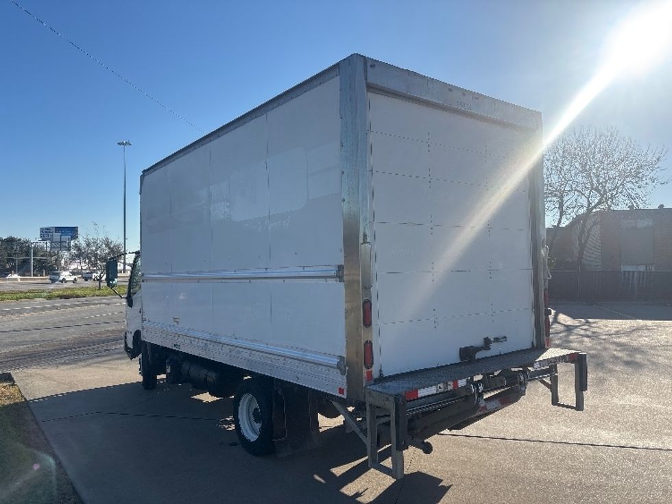 Light Duty Box Truck-Light and Medium Duty Trucks-Hino-2019-155-Houston-TX-150,806\n\t\tmiles-$ 33,750 - Image 6