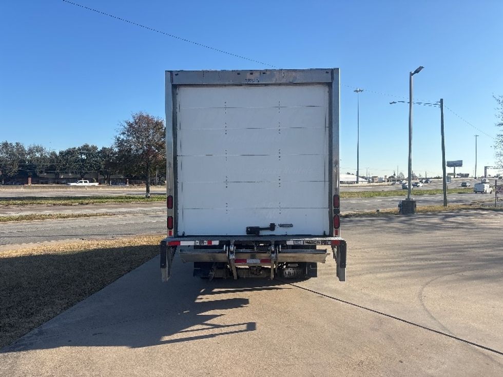 Light Duty Box Truck-Light and Medium Duty Trucks-Hino-2019-155-Houston-TX-150,806\n\t\tmiles-$ 33,750 - Image 7