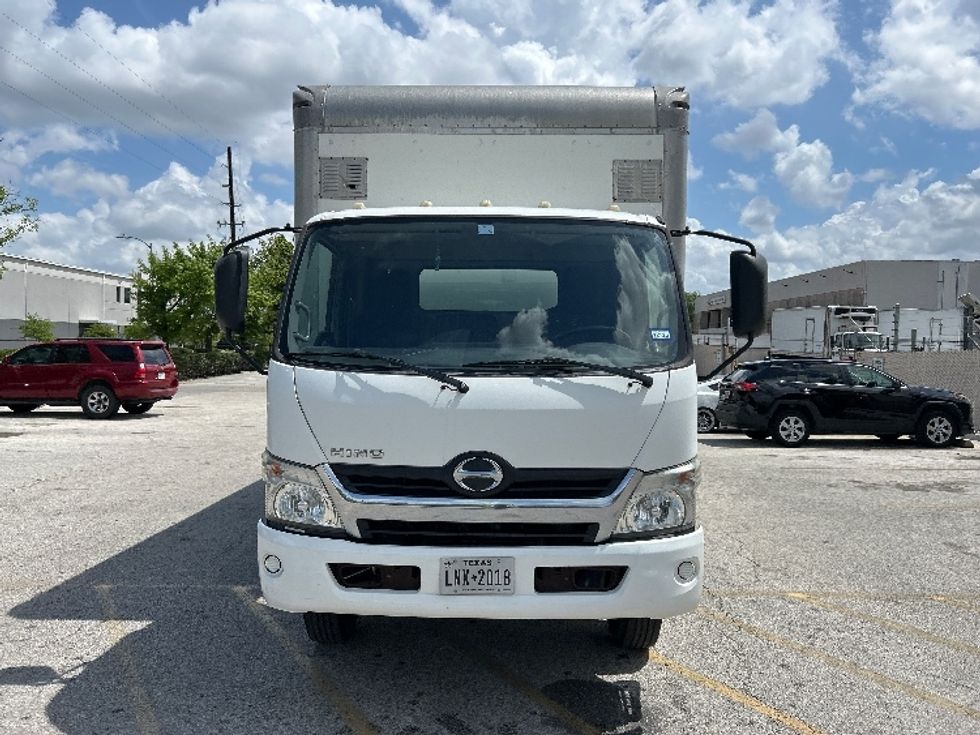Light Duty Box Truck-Light and Medium Duty Trucks-Hino-2019-155-Katy-TX-98,863\n\t\tmiles-$ 38,500 - Image 2