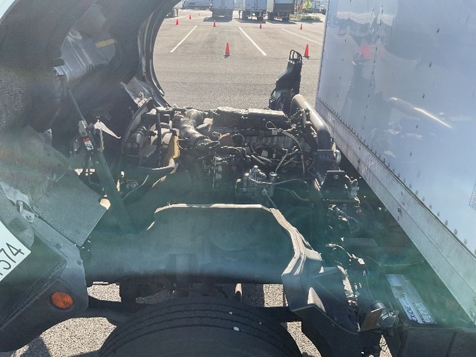 Light Duty Box Truck-Light and Medium Duty Trucks-Hino-2019-155-Kent-WA-69,180\n\t\tmiles-$ 46,000 - Image 24