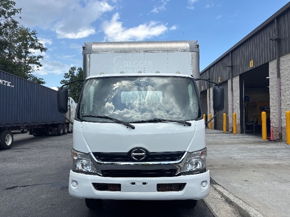 Light Duty Box Truck-Light and Medium Duty Trucks-Hino-2019-155-Ladson-SC-196,380\n\t\tmiles-$ 23,000 - Image 2