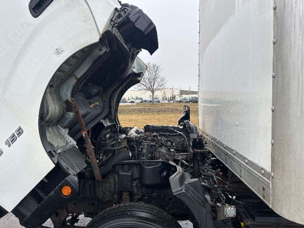 Light Duty Box Truck-Light and Medium Duty Trucks-Hino-2019-155-Londonderry-NH-296,582\n\t\tmiles-$ 23,250 - Image 23