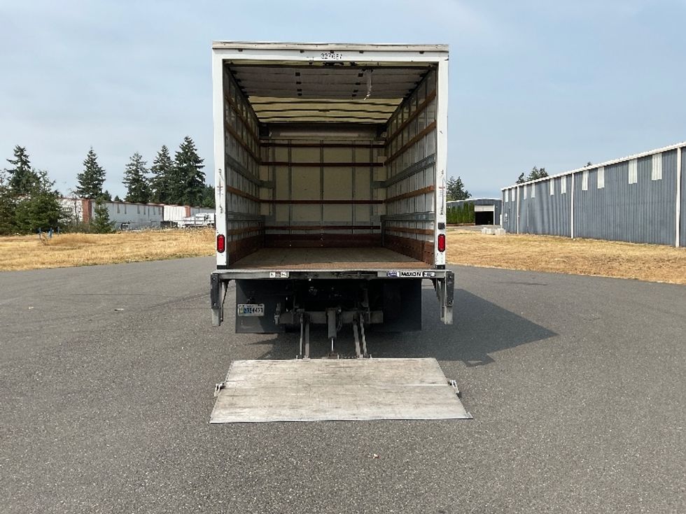 Light Duty Box Truck-Light and Medium Duty Trucks-Hino-2019-155-Pasco-WA-71,559\n\t\tmiles-$ 45,750 - Image 9
