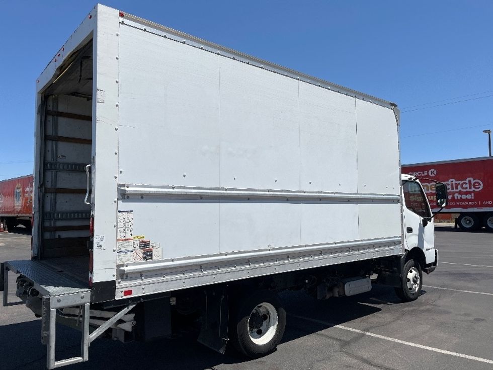 Light Duty Box Truck-Light and Medium Duty Trucks-Hino-2019-155-Phoenix-AZ-99,160\n\t\tmiles-$ 42,000 - Image 13