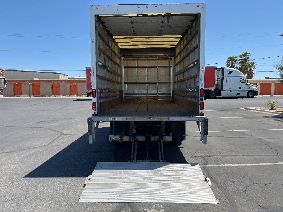 Light Duty Box Truck-Light and Medium Duty Trucks-Hino-2019-155-Phoenix-AZ-99,160\n\t\tmiles-$ 42,000 - Image 9