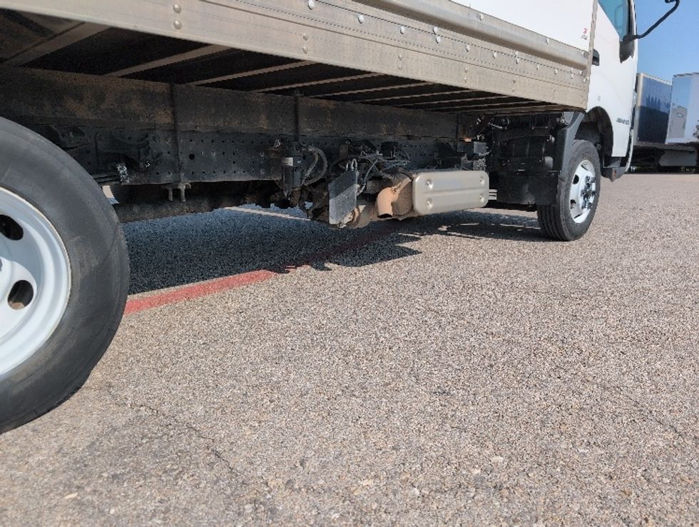 Light Duty Box Truck-Light and Medium Duty Trucks-Hino-2019-155-San Antonio-TX-106,109\n\t\tmiles-$ 38,750 - Image 14