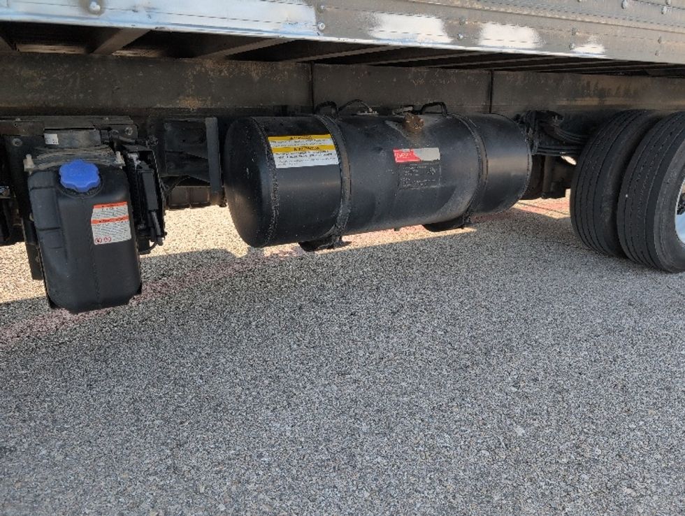 Light Duty Box Truck-Light and Medium Duty Trucks-Hino-2019-155-San Antonio-TX-106,109\n\t\tmiles-$ 38,750 - Image 5