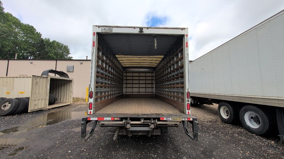 Light Duty Box Truck-Light and Medium Duty Trucks-Hino-2019-155-Suwanee-GA-168,966\n\t\tmiles-$ 30,750 - Image 8