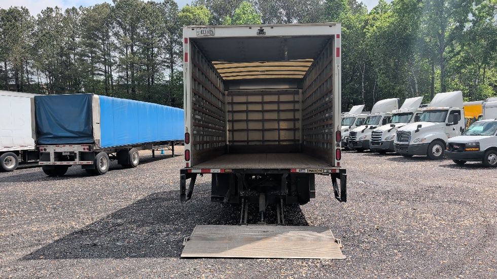 Light Duty Box Truck-Light and Medium Duty Trucks-Hino-2019-155-Suwanee-GA-168,966\n\t\tmiles-$ 30,750 - Image 9
