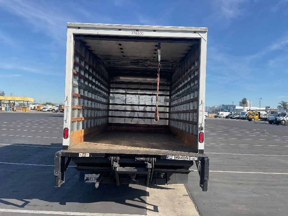 Light Duty Box Truck-Light and Medium Duty Trucks-Hino-2019-155-Torrance-CA-260,243\n\t\tmiles-$ 21,000 - Image 8