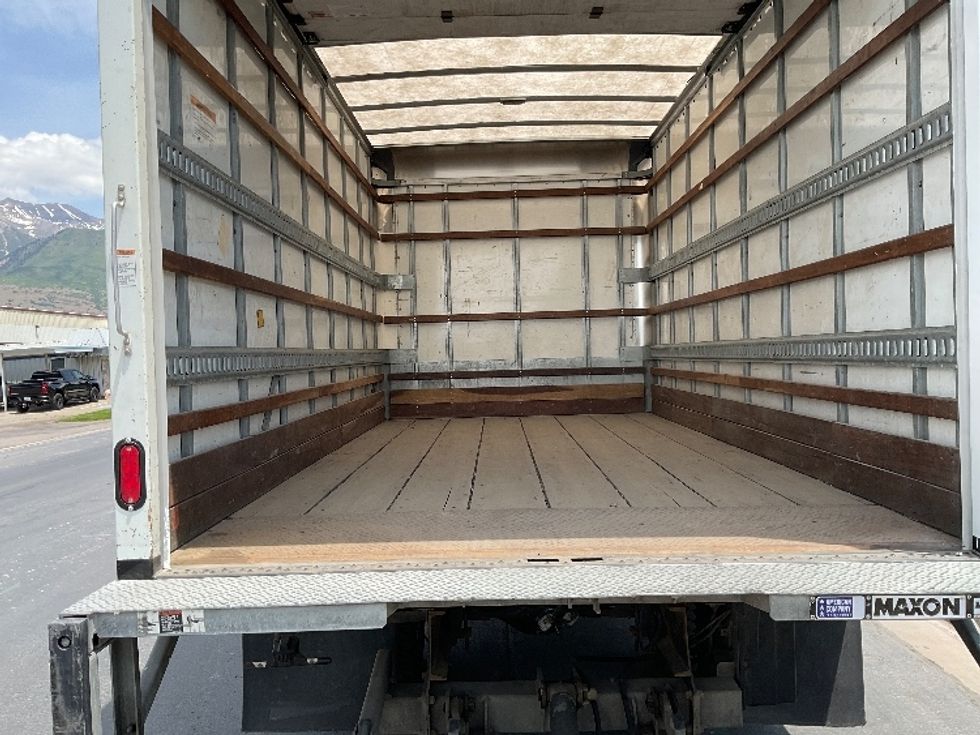 Light Duty Box Truck-Light and Medium Duty Trucks-Hino-2019-155-West Valley City-UT-127,620\n\t\tmiles-$ 39,750 - Image 10