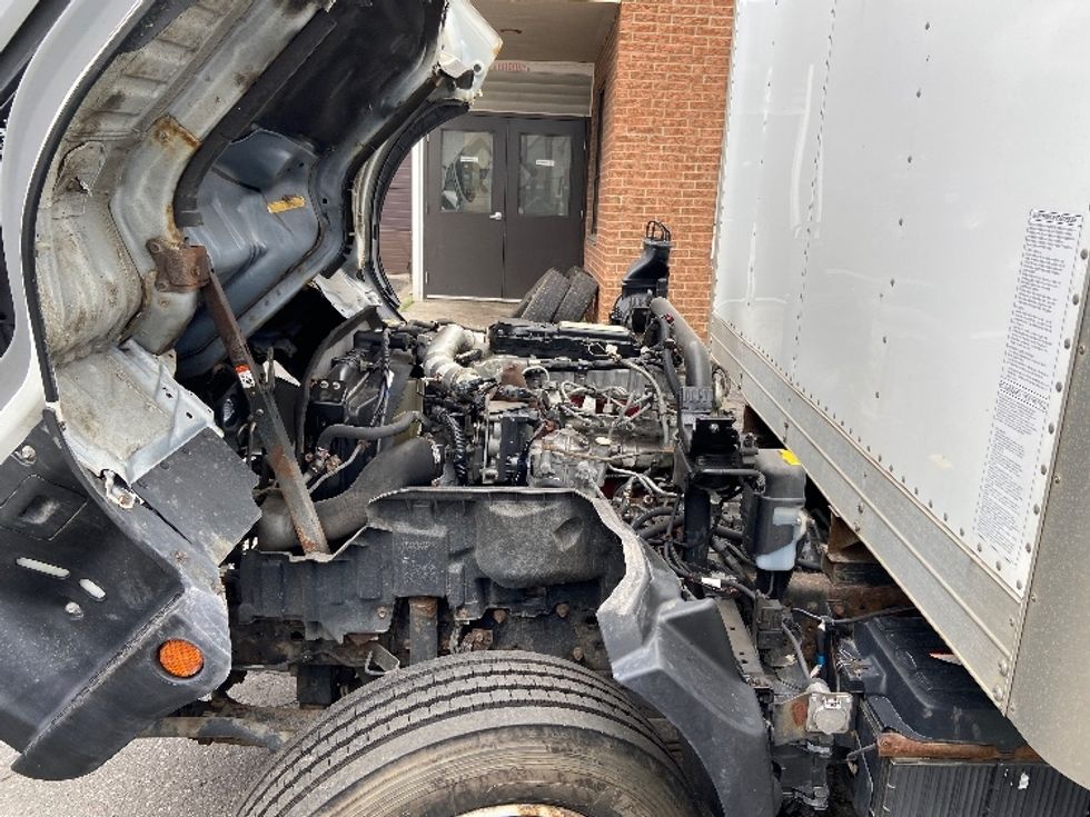 Light Duty Box Truck-Light and Medium Duty Trucks-Hino-2019-165-Mississauga-ON-123,192\n\t\tkm-$ 56,000 - Image 24