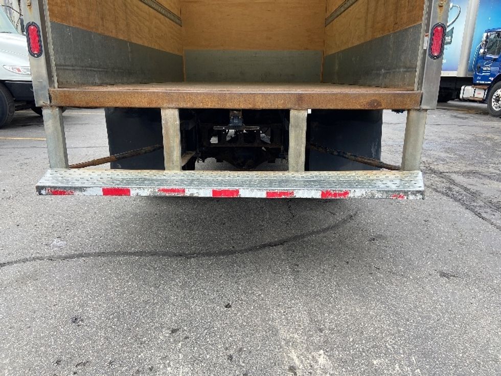 Light Duty Box Truck-Light and Medium Duty Trucks-Hino-2019-165-Mississauga-ON-123,192\n\t\tkm-$ 56,000 - Image 9