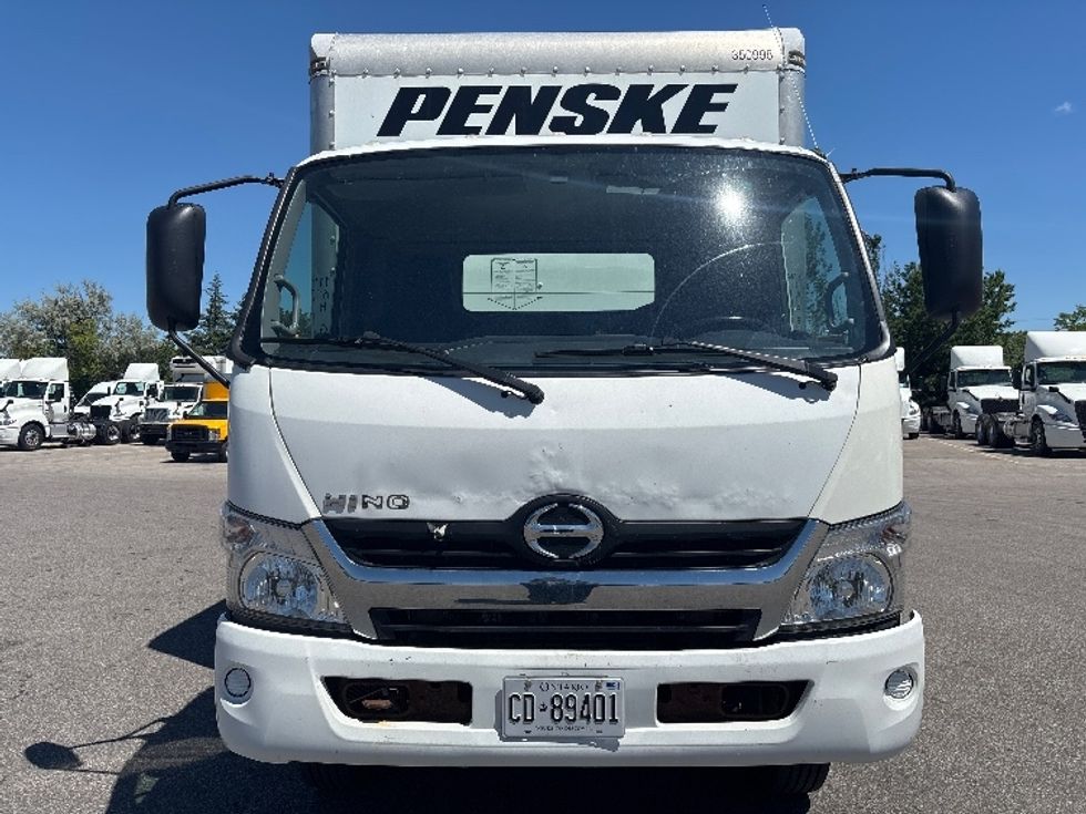 Light Duty Box Truck-Light and Medium Duty Trucks-Hino-2020-155-Brampton-ON-158,373\n\t\tkm-$ 50,250 - Image 2