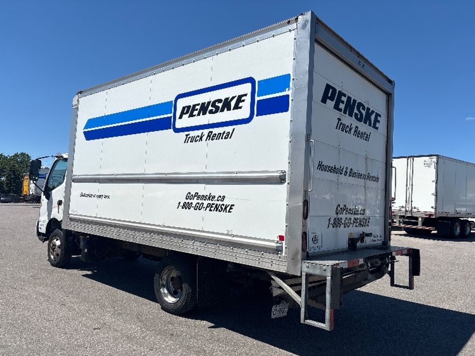 Light Duty Box Truck-Light and Medium Duty Trucks-Hino-2020-155-Brampton-ON-158,373\n\t\tkm-$ 50,250 - Image 6