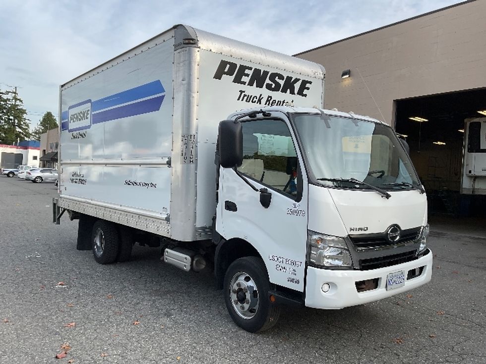 Light Duty Box Truck-Light and Medium Duty Trucks-Hino-2020-155-Burnaby-BC-158,521\n\t\tkm-$ 52,250 - Image 1