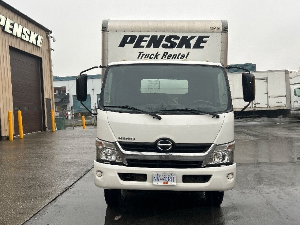 Light Duty Box Truck-Light and Medium Duty Trucks-Hino-2020-155-Burnaby-BC-158,662\n\t\tkm-$ 50,500 - Image 2