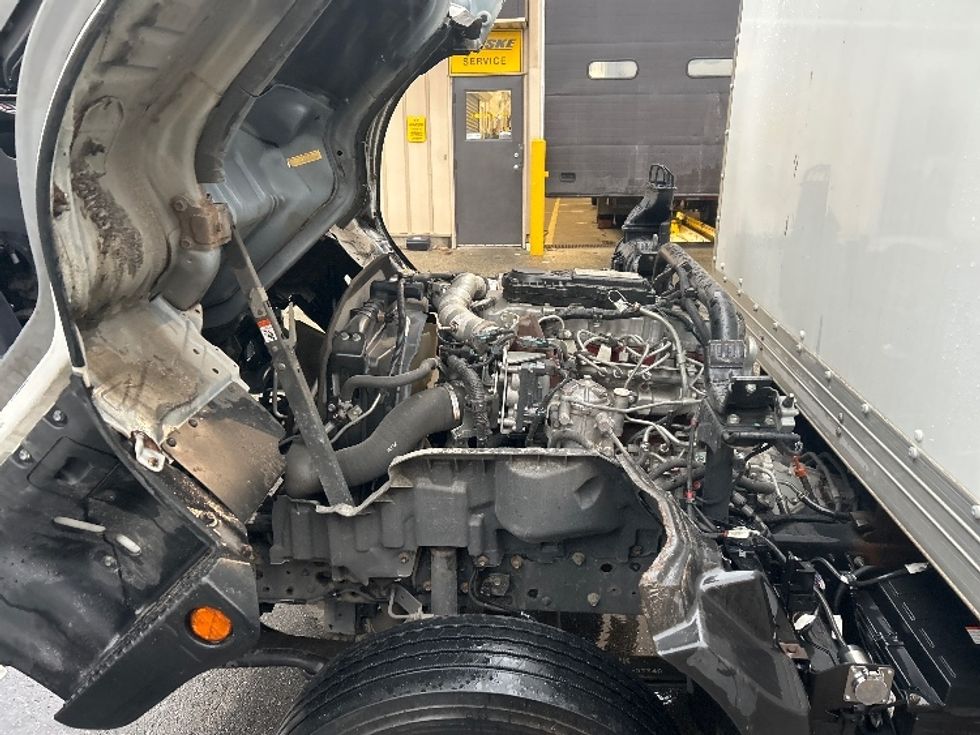 Light Duty Box Truck-Light and Medium Duty Trucks-Hino-2020-155-Burnaby-BC-158,662\n\t\tkm-$ 50,500 - Image 24