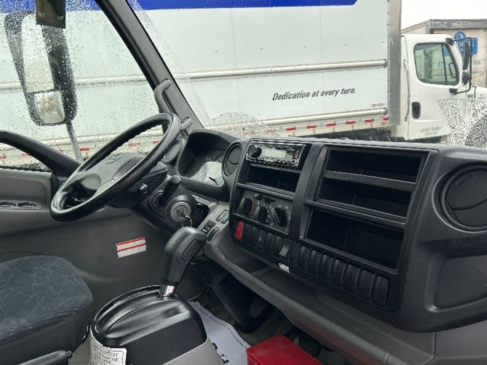 Light Duty Box Truck-Light and Medium Duty Trucks-Hino-2020-155-Burnaby-BC-170,140\n\t\tkm-$ 59,500 - Image 22
