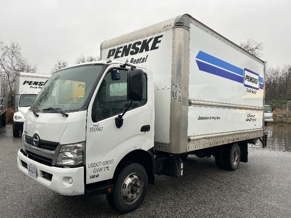 Light Duty Box Truck-Light and Medium Duty Trucks-Hino-2020-155-Burnaby-BC-170,140\n\t\tkm-$ 59,500 - Image 3