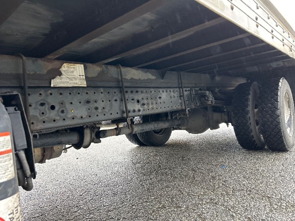 Light Duty Box Truck-Light and Medium Duty Trucks-Hino-2020-155-Burnaby-BC-170,140\n\t\tkm-$ 59,500 - Image 5